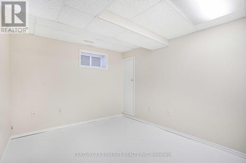 1254 Woodside Drive, Ottawa, ON - Indoor