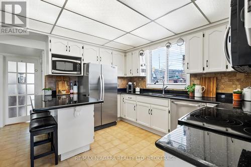 1671 King Street E, Hamilton (Delta), ON - Indoor Photo Showing Kitchen With Stainless Steel Kitchen