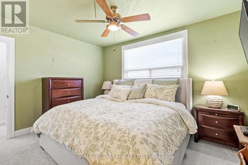 1671 King Street E, Hamilton (Delta), ON - Indoor Photo Showing Bedroom