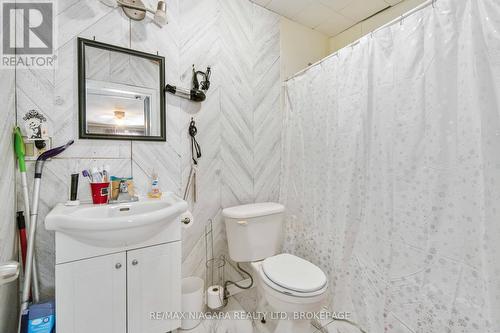 640 King Street, Port Colborne, ON - Indoor Photo Showing Bathroom