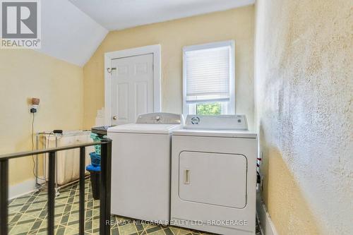 640 King Street, Port Colborne, ON - Indoor Photo Showing Laundry Room