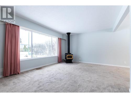 2829 Pinewood Avenue, Prince George, BC - Indoor