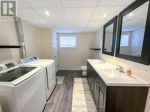 364 Spruce Street N, Timmins (Tne - Hill District), ON - Indoor Photo Showing Laundry Room