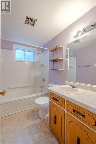 39 Bannister Street, Mount Pearl, NL - Indoor Photo Showing Bathroom