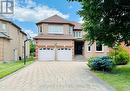 18 Henricks Crescent, Richmond Hill, ON  - Outdoor 