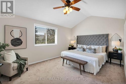 32 Sherwood Street, Orangeville, ON - Indoor Photo Showing Bedroom