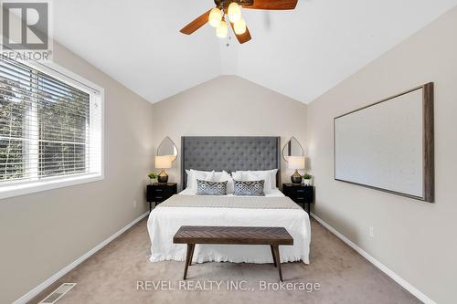 32 Sherwood Street, Orangeville, ON - Indoor Photo Showing Bedroom