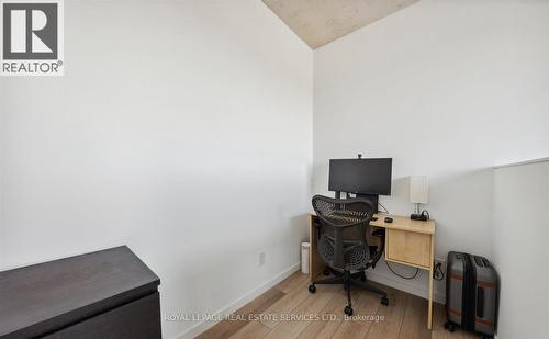 Ph807 - 7 Smith Crescent, Toronto, ON - Indoor Photo Showing Office