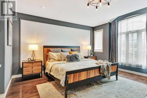 920 Stone Church Road E, Hamilton, ON - Indoor Photo Showing Bedroom