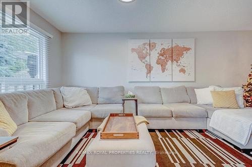 66 Parker Crescent, Ajax, ON - Indoor Photo Showing Living Room