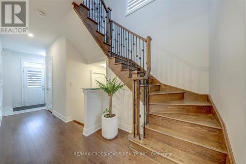 132 Carriage Shop Bend, East Gwillimbury, ON - Indoor Photo Showing Other Room