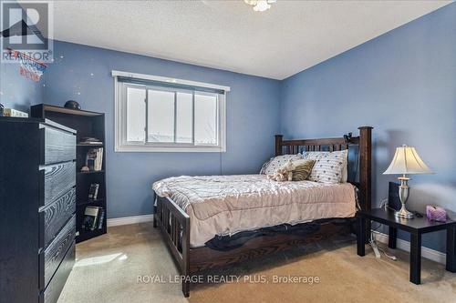 1413 Thistledown Road, Oakville, ON - Indoor Photo Showing Bedroom