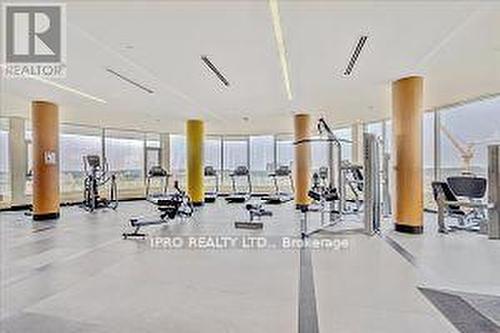 822 - 2520 Eglinton Avenue W, Mississauga, ON - Indoor Photo Showing Gym Room