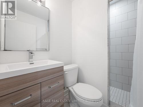 106 - 1183 Dufferin Street, Toronto, ON - Indoor Photo Showing Bathroom