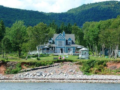 45227 Cabot Trail, North Shore, NS 