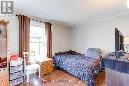 37 Elora Street S, Minto, ON - Indoor Photo Showing Bedroom