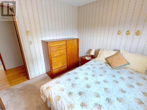 7342 Field Street, Powell River, BC - Indoor Photo Showing Bedroom