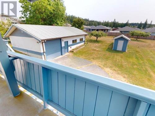 7342 Field Street, Powell River, BC - Outdoor