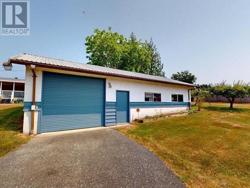 7342 Field Street, Powell River, BC - Outdoor