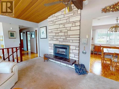 7342 Field Street, Powell River, BC - Indoor With Fireplace