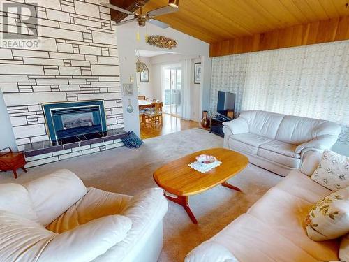 7342 Field Street, Powell River, BC - Indoor Photo Showing Living Room With Fireplace