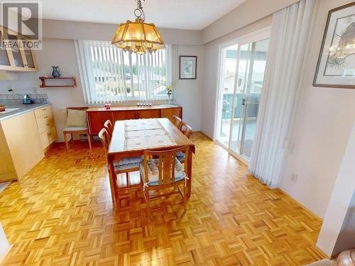 7342 Field Street, Powell River, BC - Indoor Photo Showing Dining Room