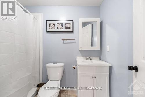 109 Shirley'S Brook Drive, Ottawa, ON - Indoor Photo Showing Bathroom