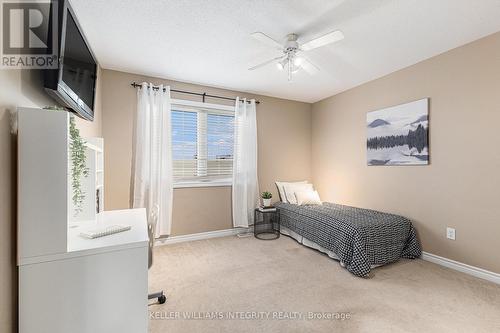 311 Gallantry Way, Ottawa, ON - Indoor Photo Showing Bedroom