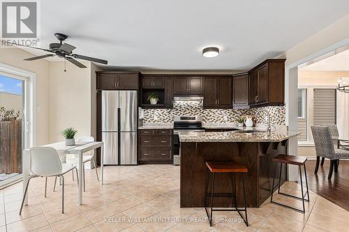 311 Gallantry Way, Ottawa, ON - Indoor Photo Showing Kitchen With Upgraded Kitchen