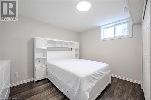 201 Erinbrook Drive, Kitchener, ON - Indoor Photo Showing Bedroom