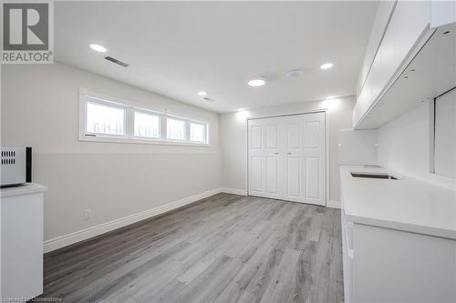 201 Erinbrook Drive, Kitchener, ON - Indoor Photo Showing Other Room