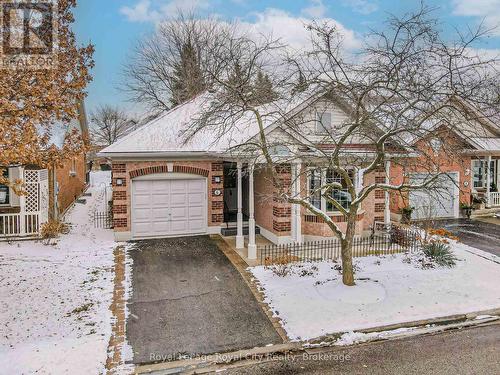 6 White Pine Way, Guelph (Village), ON - Outdoor