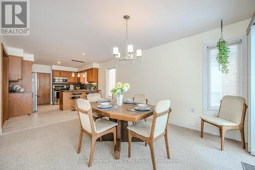 6 White Pine Way, Guelph (Village), ON - Indoor Photo Showing Dining Room