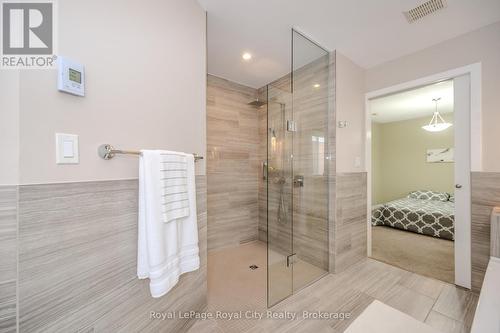 6 White Pine Way, Guelph (Village), ON - Indoor Photo Showing Bathroom