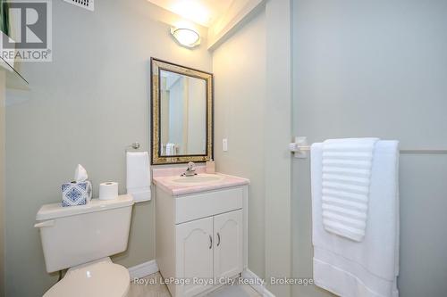 6 White Pine Way, Guelph (Village), ON - Indoor Photo Showing Bathroom