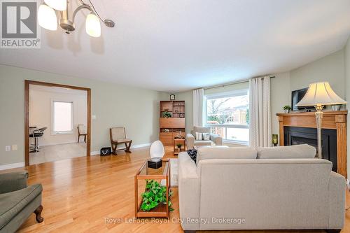 6 White Pine Way, Guelph (Village), ON - Indoor Photo Showing Living Room With Fireplace