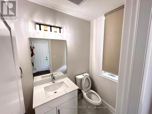 4 Castleglen Boulevard, Markham, ON - Indoor Photo Showing Bathroom