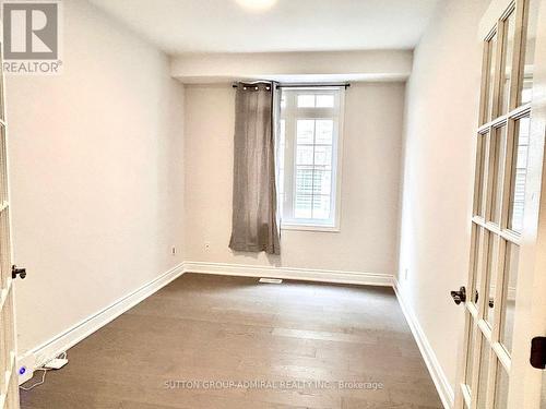 4 Castleglen Boulevard, Markham, ON - Indoor Photo Showing Other Room