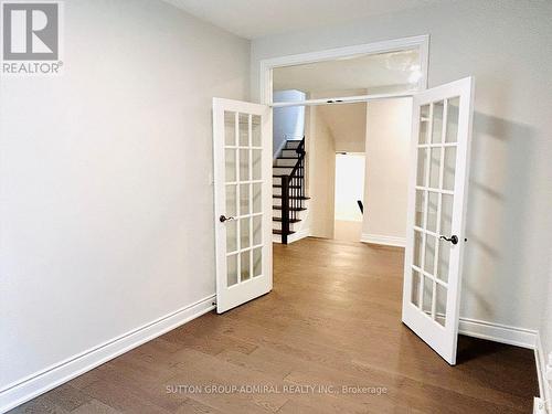 4 Castleglen Boulevard, Markham, ON - Indoor Photo Showing Other Room