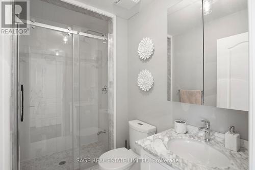 57 Market Garden Mews, Toronto, ON - Indoor Photo Showing Bathroom