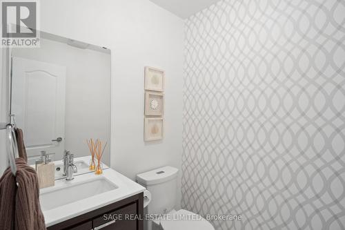 57 Market Garden Mews, Toronto, ON - Indoor Photo Showing Bathroom