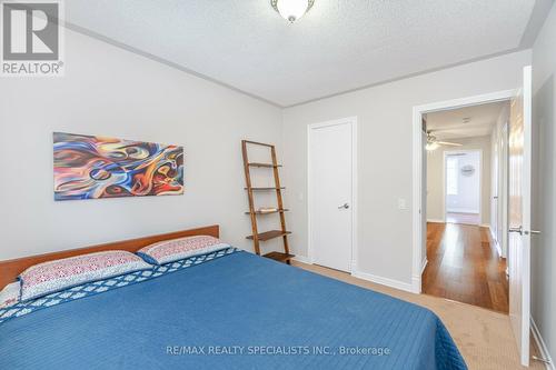 340 Sardinia Drive, Mississauga, ON - Indoor Photo Showing Bedroom