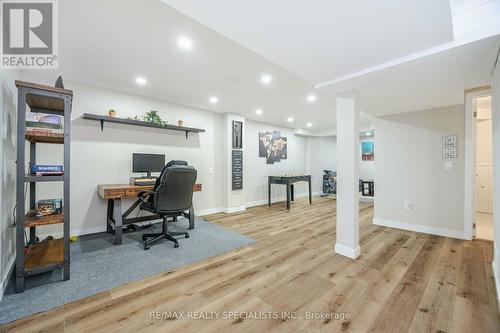 340 Sardinia Drive, Mississauga, ON - Indoor