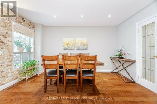 340 Sardinia Drive, Mississauga, ON - Indoor Photo Showing Dining Room