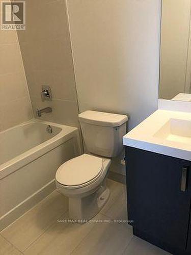 519 - 8 Nahani Way, Mississauga, ON - Indoor Photo Showing Bathroom