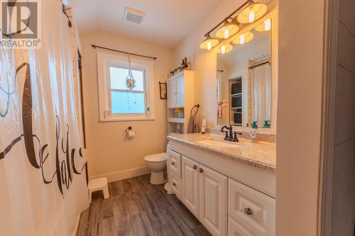 335 Bloor St W, Sault Ste. Marie, ON - Indoor Photo Showing Bathroom