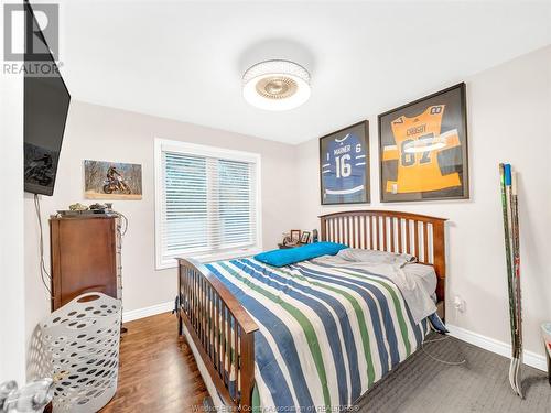 132 Prince Albert Street North, Kingsville, ON - Indoor Photo Showing Bedroom