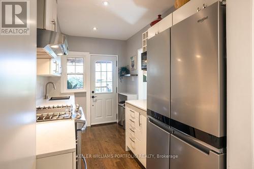 73 Hanna Road, Toronto, ON - Indoor Photo Showing Kitchen