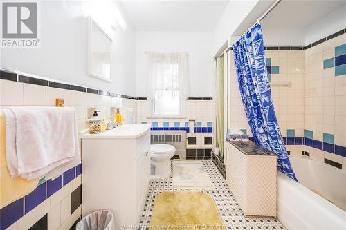 1236 Hickory Road, Windsor, ON - Indoor Photo Showing Bathroom