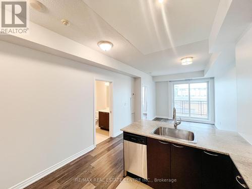 503 - 385 Prince Of Wales Drive, Mississauga, ON - Indoor Photo Showing Kitchen